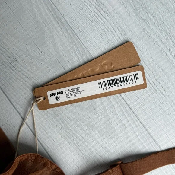 NWT SKIMS Ultra Fine Mesh Strapless Bra in Bronze 34D - Picture 5 of 10